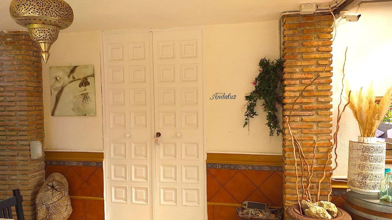 Bed and Breakfast Cortijo Andaluz à Alhaurín el Grande Extérieur photo